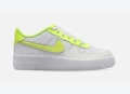 ОРИГИНАЛНИ Бели Маратонки Nike Air Force 1 LV8 GS White 36; 36,5; 37.5, 38; 38.5, снимка 2