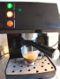 Кафе машина Saeco с ръкохватка с крема диск, прави хубаво кафе с каймак , снимка 1 - Кафемашини - 32639817