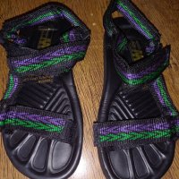 Нови сандали , снимка 2 - Детски сандали и чехли - 37260219