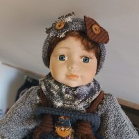 порцеланова кукла 39лв, снимка 1 - Колекции - 43543064