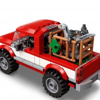LEGO® Jurassic World 76946 - Хващането на велосирапторите Blue и Beta, снимка 8 - Конструктори - 37174571