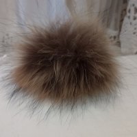 Прошарен Помпон Естествен косъм за шапка, снимка 10 - Шапки - 44132872