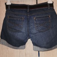 Дамски къс панталон, снимка 2 - Къси панталони и бермуди - 40567086