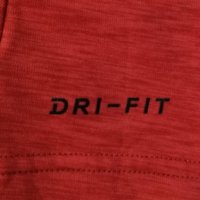 Nike DRI-FIT оригинална тениска M Найк спортна фланелка спорт фитнес, снимка 5 - Спортни дрехи, екипи - 37623636