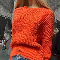 пуловер в оранжев цвят, снимка 2 - Блузи с дълъг ръкав и пуловери - 43479443
