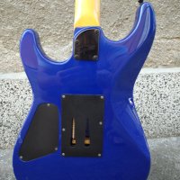 Китара Fender Squier Stagemaster , снимка 3 - Китари - 42944240