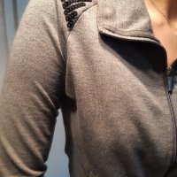 Дамски спортно-елегантен суитшърт с пайети , снимка 5 - Блузи с дълъг ръкав и пуловери - 28251151