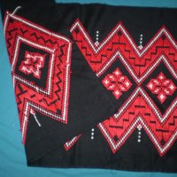 Винтидж ръчно бродирана покривка ковьор за стена черно червено, снимка 5 - Антикварни и старинни предмети - 35572139