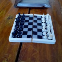 Стар магнитен шах #3, снимка 4 - Антикварни и старинни предмети - 27503402