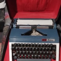 пишеща машина , снимка 1 - Антикварни и старинни предмети - 43904894