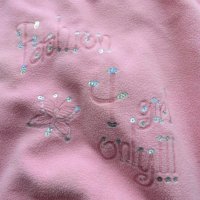 Розово поларено поло, снимка 3 - Детски пуловери и жилетки - 32915209