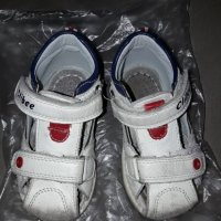 Детски сандалки 21 номер, снимка 1 - Детски сандали и чехли - 26649526