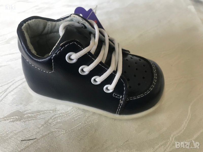 Бебешки обувки 19, снимка 1