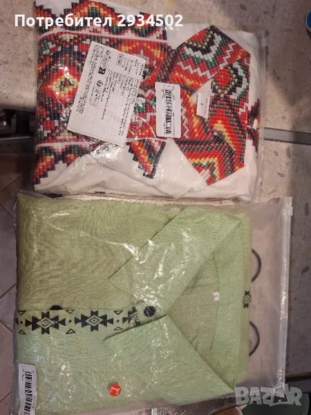 Продавам две мъжки ризи, снимка 1