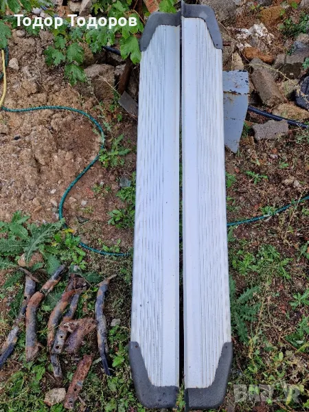 Степенки за Терано 2, снимка 1