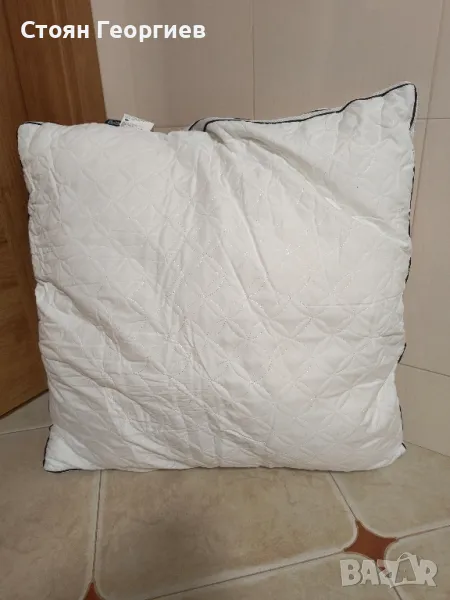 2 броя чисто нови възглавници 74 по 74см цената е за двете , снимка 1