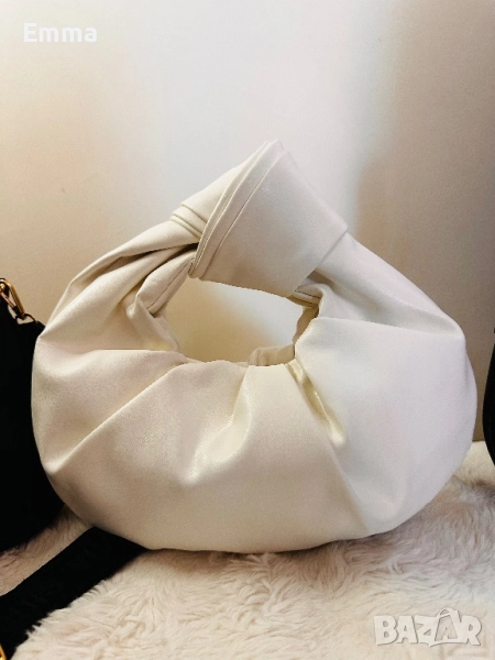 Бяла кокетна чанта, снимка 1