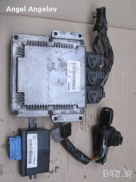 Компютър с контактен ключ и имобилайзер  8200091432 BOSCH 0281010784 за Reno Master 2.5 DCI 120 к.c., снимка 1