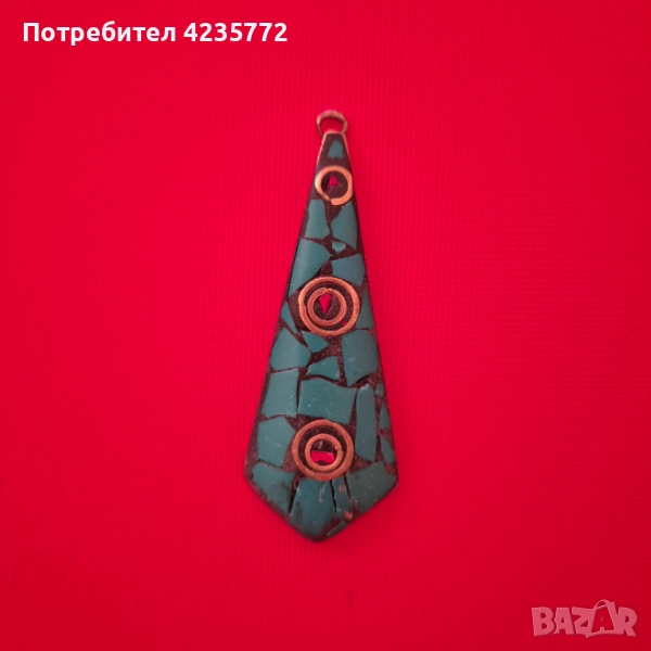 Позлатен винтидж медальон от Непал с минерални камъни. , снимка 1