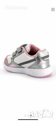 Обувки Primigi за момиче 20 номер, снимка 2 - Бебешки обувки - 35236444