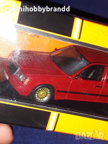 Mercedes Benz 1.43 300E W124 2.6 1984 Ixo, снимка 13 - Колекции - 50918354