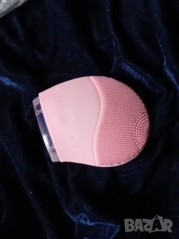 Ултразвуков силиконов уред за почистване и масаж на лице Силиконова четка за почистване на лице, снимка 5 - Масажори - 53572145