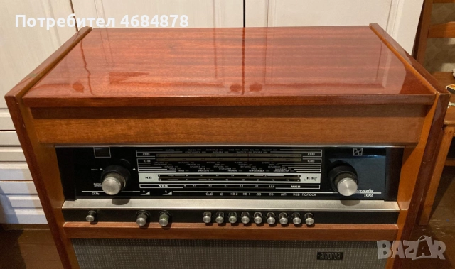 винтидж радиостанция RRR Rigonda 102 с лампа, комбинирана радиостанция и грамофон, , снимка 2 - Антикварни и старинни предмети - 52818539