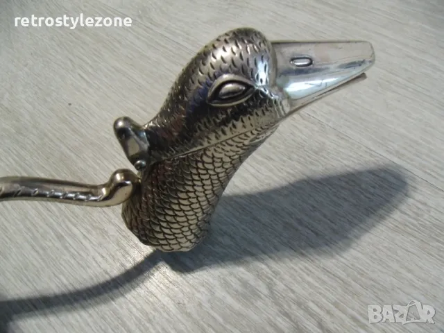 № 7839 стар метален накрайник от декантер / гарафа / бутилка  , снимка 4 - Други ценни предмети - 48746051