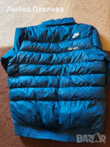 Яке Nike 100%(оригинал), снимка 2 - Детски якета и елеци - 52261357