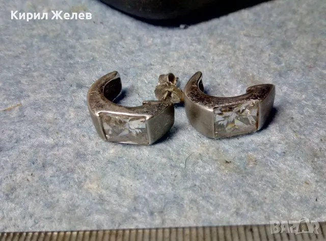 СТАРИ СРЕБЪРНИ ОБЕЦИ СРЕБРО 925 с ФАСЕТИРАН ЛАБОРАТОРЕН МОЙСАНИТ 1-та с НУЖДА от ЗАКОПЧАЛКА 49734, снимка 10 - Обеци - 48987305