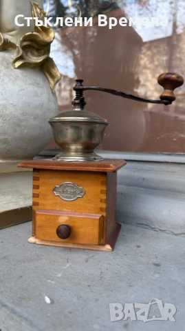 Винтидж кафемелачка, снимка 2 - Декорация за дома - 52547029