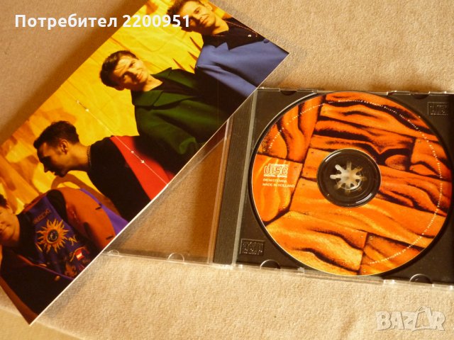 CROWDED HOUSE, снимка 2 - CD дискове - 32419867