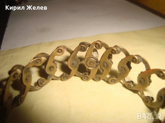 19 ВЕК ВЪЗРОЖДЕНСКА РАЗТЕГАЕМА БРОНЗОВА ГРИВНА РЪЧНА ИЗКЛЮЧИТЕЛНО МАЙСТОРСКА ИЗРАБОТКА УНИКАТ 22739, снимка 16 - Гривни - 33215259
