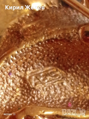 Винтидж брошка Колибри Attwood - Sawyer с 22 карата златно покритие Сваровски  емайл 75081, снимка 11 - Колиета, медальони, синджири - 52571885