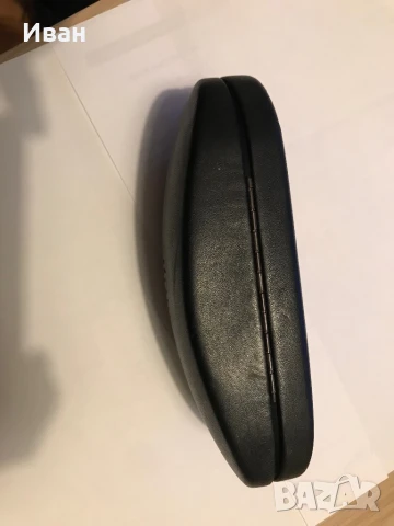 Твърд калъф за очила Hugo Boss, снимка 3 - Слънчеви и диоптрични очила - 50476392