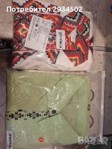 Продавам две мъжки ризи, снимка 1