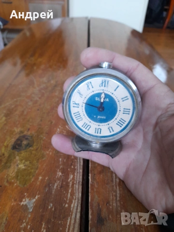 Настолен часовник,будилник СЛАВА,SLAVA #17, снимка 2 - Антикварни и старинни предмети - 53584089