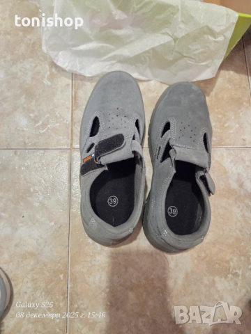 Чисто нови! Работни обувки , снимка 4 - Мъжки боти - 52692304