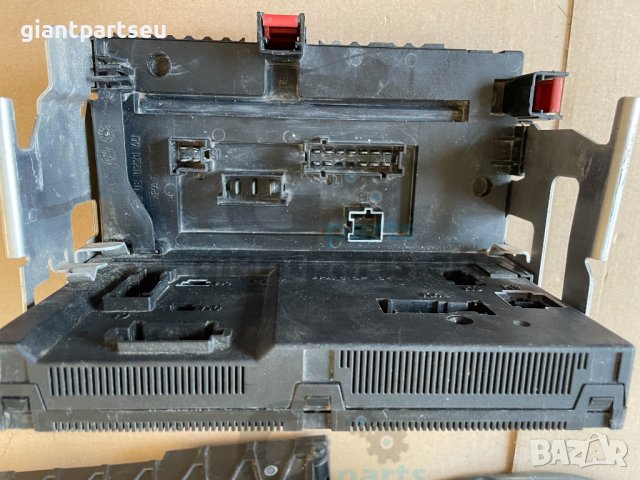FUSE BOX за Мерцедес В221 Mercedes W221, снимка 3 - Части - 38526835