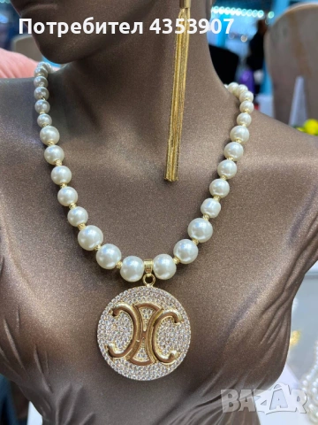 LOUIS VUITTON колие с перли, снимка 2 - Колиета, медальони, синджири - 53368307