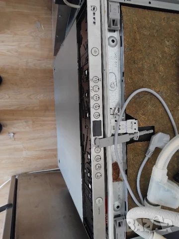 Съдомиялна Neff 60см, снимка 2 - Съдомиялни - 50583528