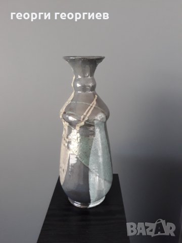  Ваза продавам, нова, 35 сантиметра висока. 