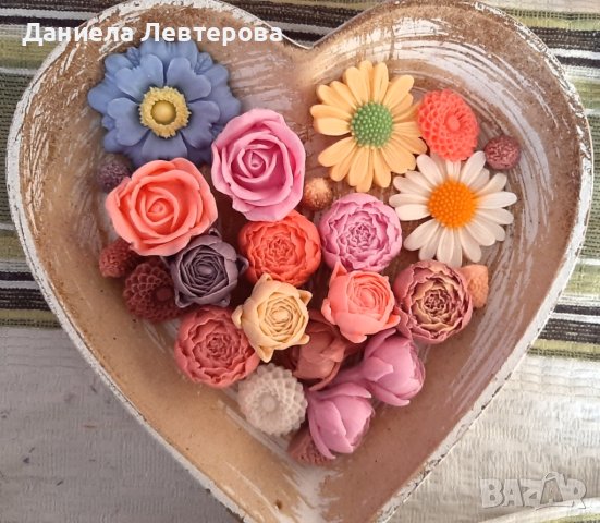 Букет от цветя от глицеринов сапун..., снимка 12 - Декорация за дома - 40805975