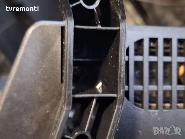 оригинална стойка крачета за телевизор SANG модел LE-32D7, снимка 6 - Стойки, 3D очила, аксесоари - 47950191