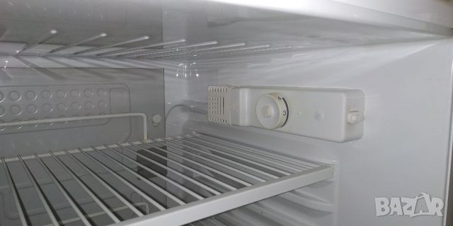 Хладилник с фризер марка Zanussi, снимка 4 - Хладилници - 37135866