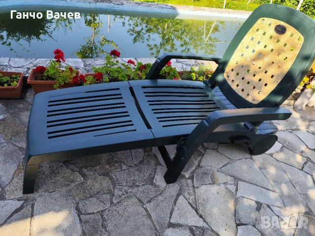 Запазени многофункционални сгъваеми Италиански шезлонги ползвани 1 сезон , снимка 2 - Столове - 50568158