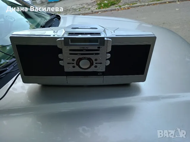 Sony ZS-D55 Portable CD/Radio/Cassette Player, снимка 13 - Радиокасетофони, транзистори - 47627007