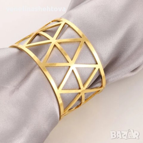 Комплект 6 броя пръстени за салфетки от плат златист цвят 