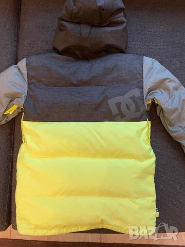 Ски яке DC, снимка 3 - Зимни спортове - 43271459