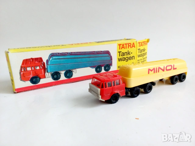 Стари играчки